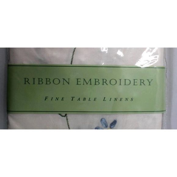 Handmade Ribbon Embroidery Flower Floral Linen Table Liner Home Decor 60"x84" - Picture 9 of 11